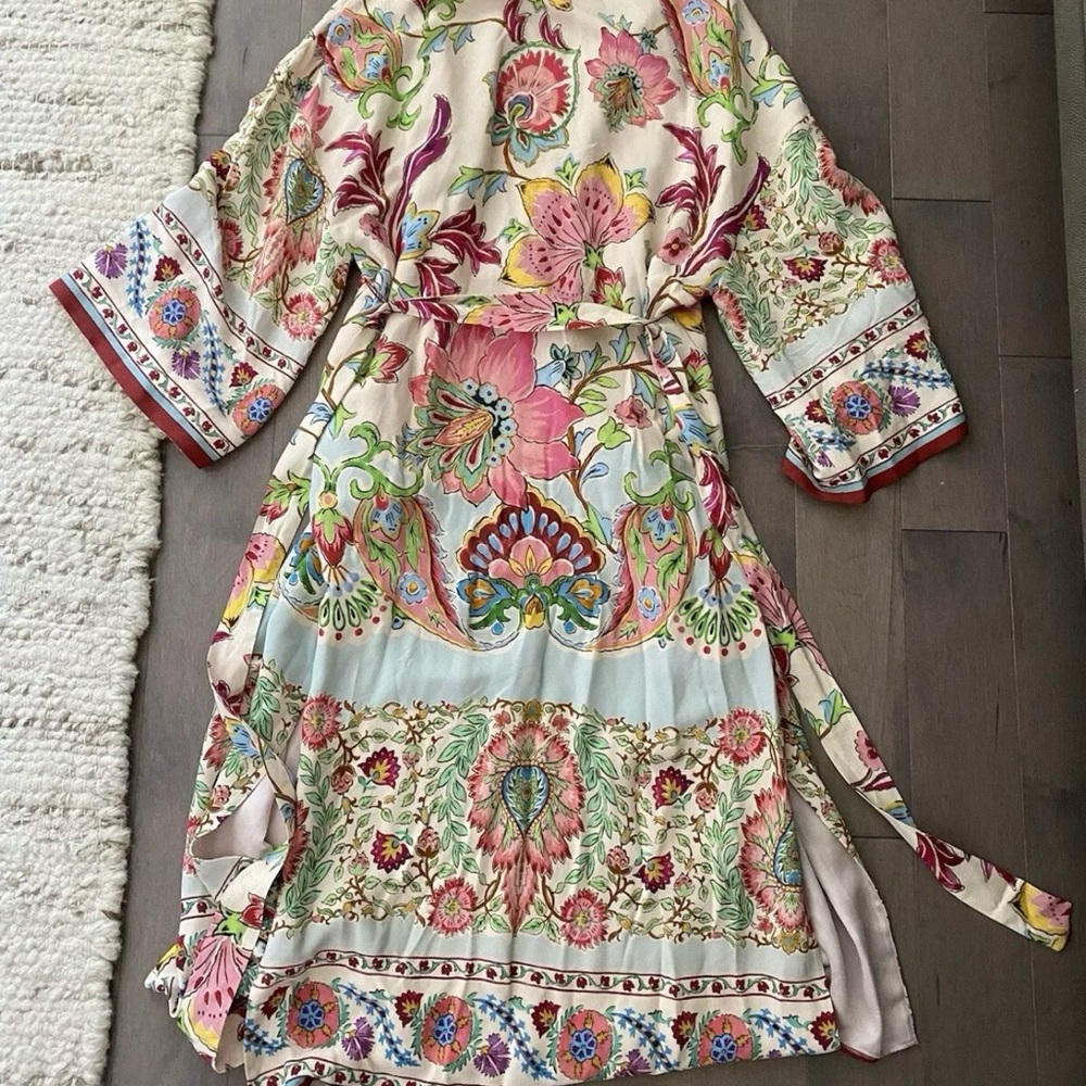 Zara Floral Kimono Robe - Picture 2 of 7